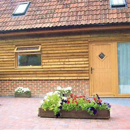 Homestead Stables Market Lavington Camera foto
